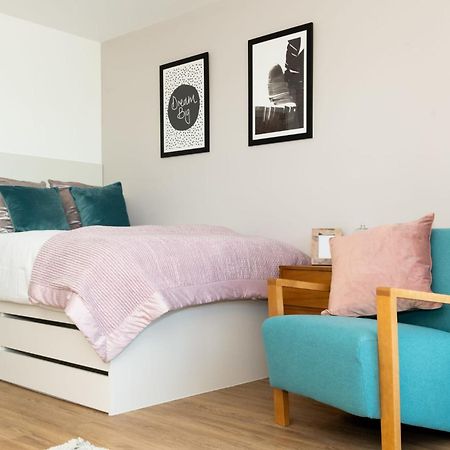 Chic Apartments And Studios At The Point In أبردين المظهر الخارجي الصورة