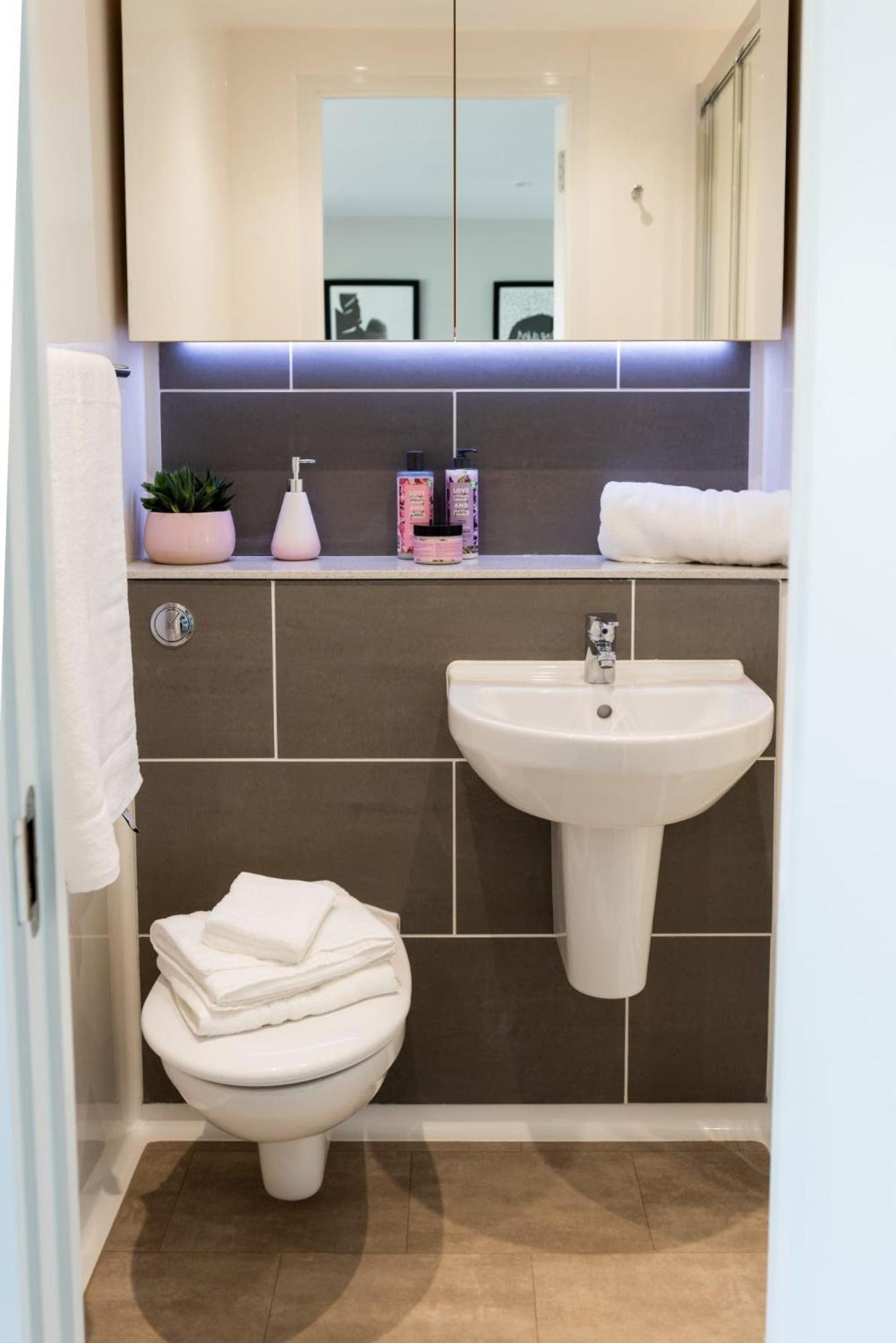 Chic Apartments And Studios At The Point In أبردين المظهر الخارجي الصورة